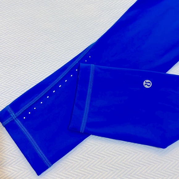 Lululemon Electric Blue crop leggings size 0 - Picture 2 of 3